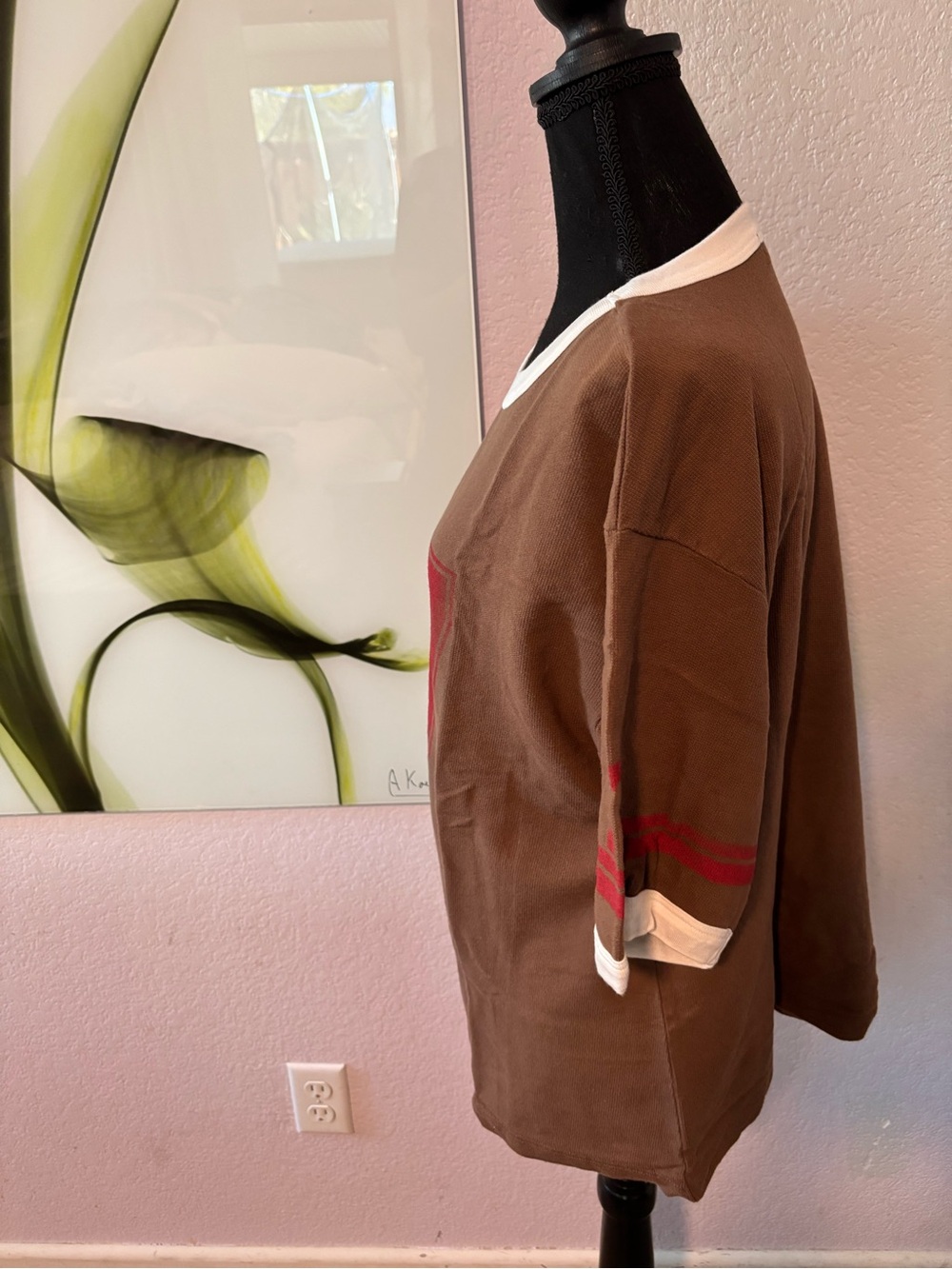 Lost and Found ringer tee size medium - Picture 2 of 4